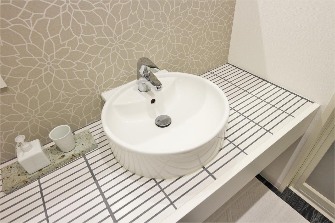 Sekai Hotel Mangetsu Ōsaka Extérieur photo
