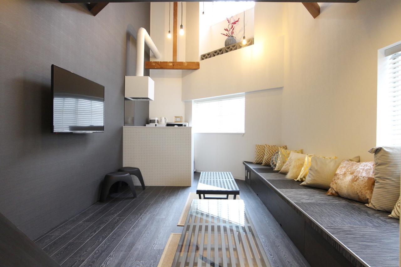 Sekai Hotel Mangetsu Ōsaka Extérieur photo